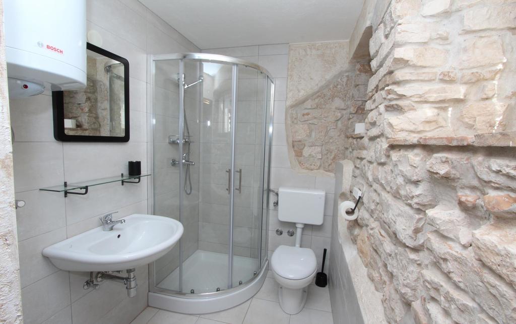 Apartments Midea 2 Rovinj Bilik gambar